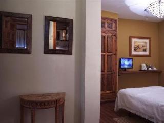 Almunia De San Miguel Apartahotel 2*